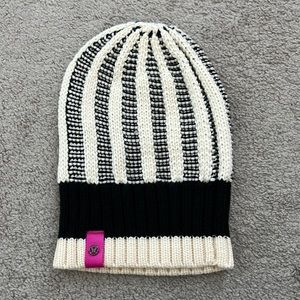 lululemon beanie